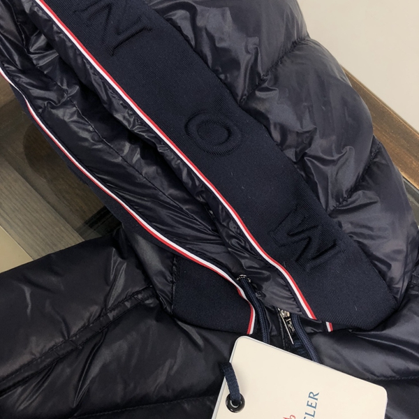 ハイクオリティダウンジャケット内部構造